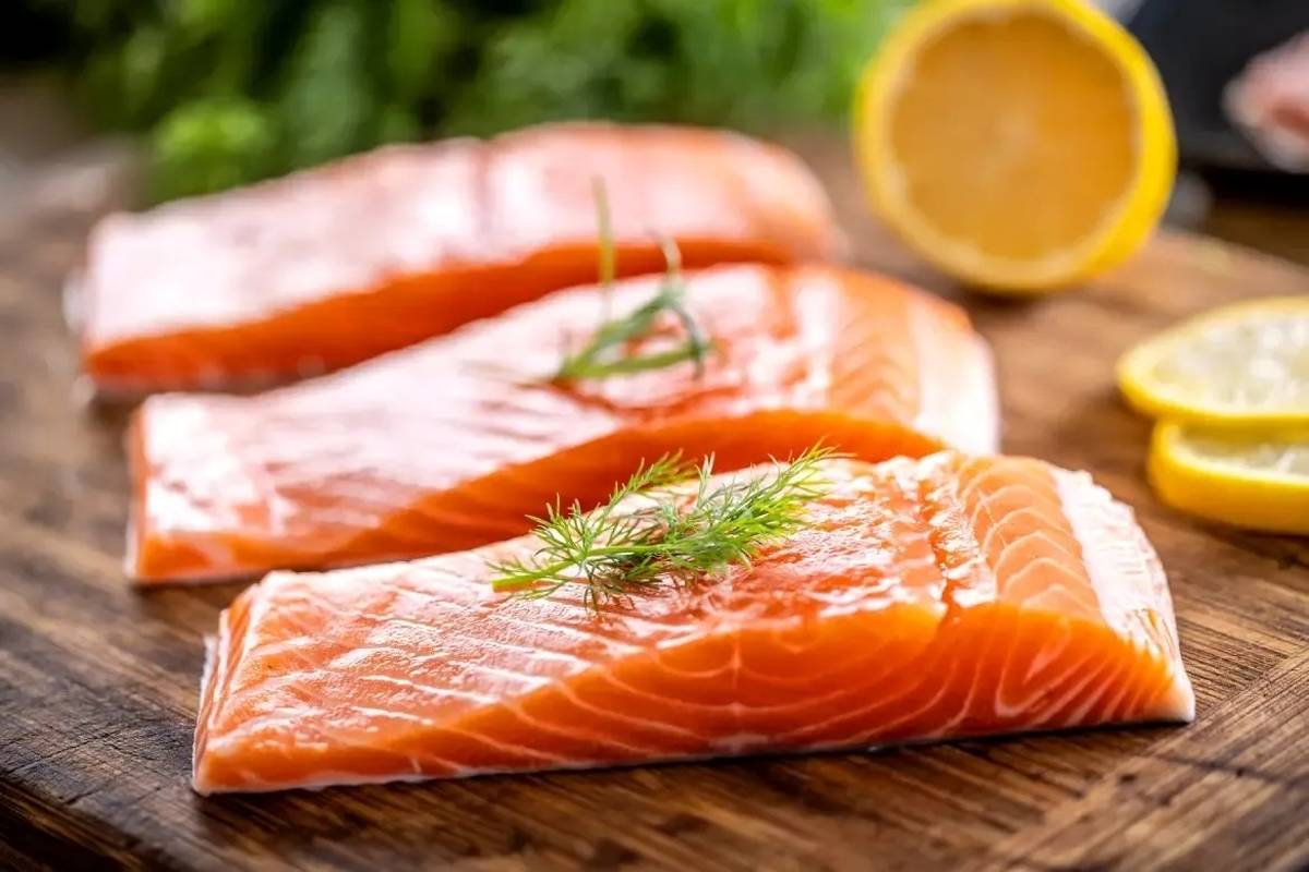 ۱۰ خاصیت شگفت انگیز ماهی سالمون