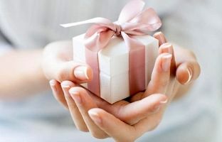هدیه ارزان برای روز زن چی بخریم؟