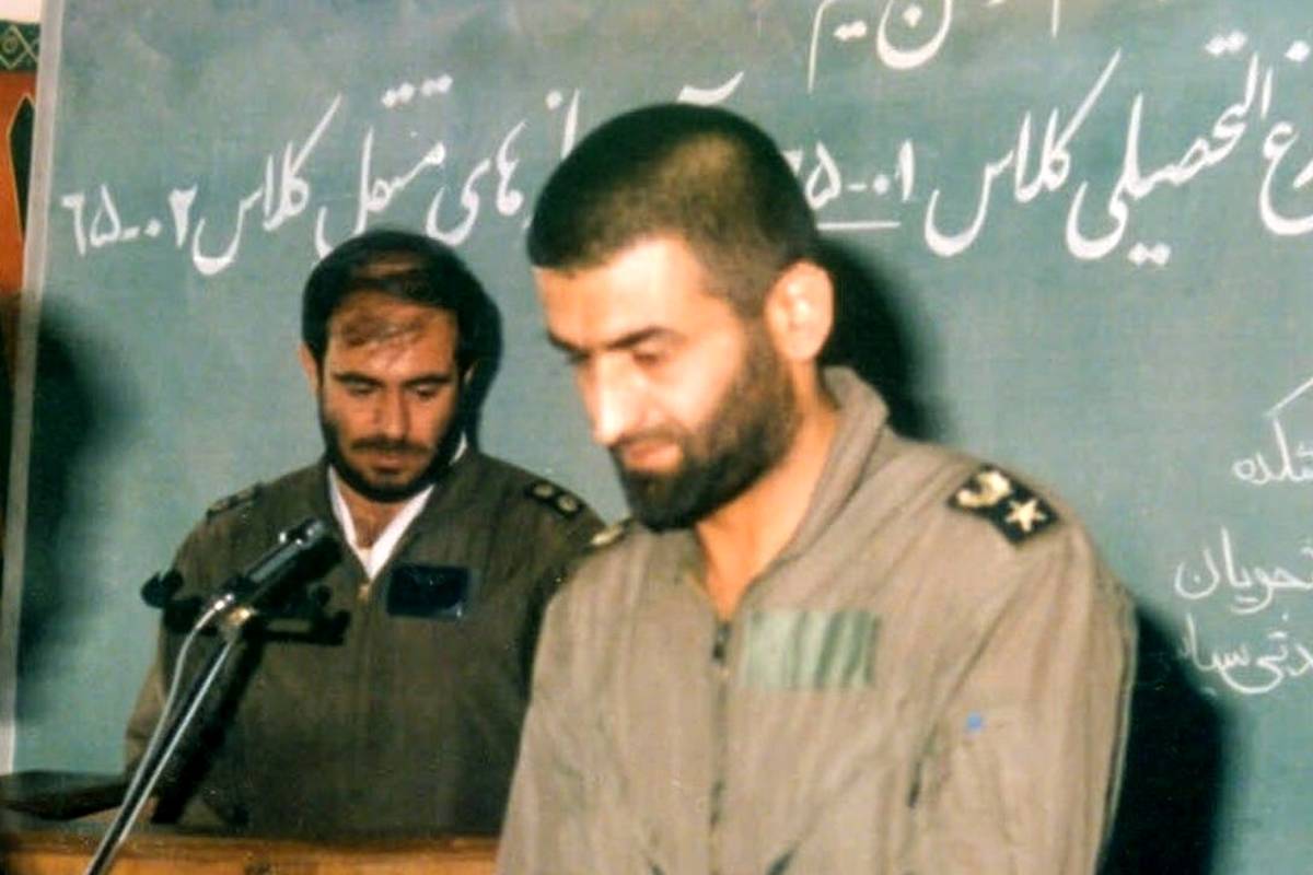«شهید عباس بابایی» قبل از انقلاب با «لباس کابویی» در آمریکا + عکس
