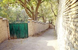 کوچه‌ ای در کن که اندرونی ناصرالدین شاه بود