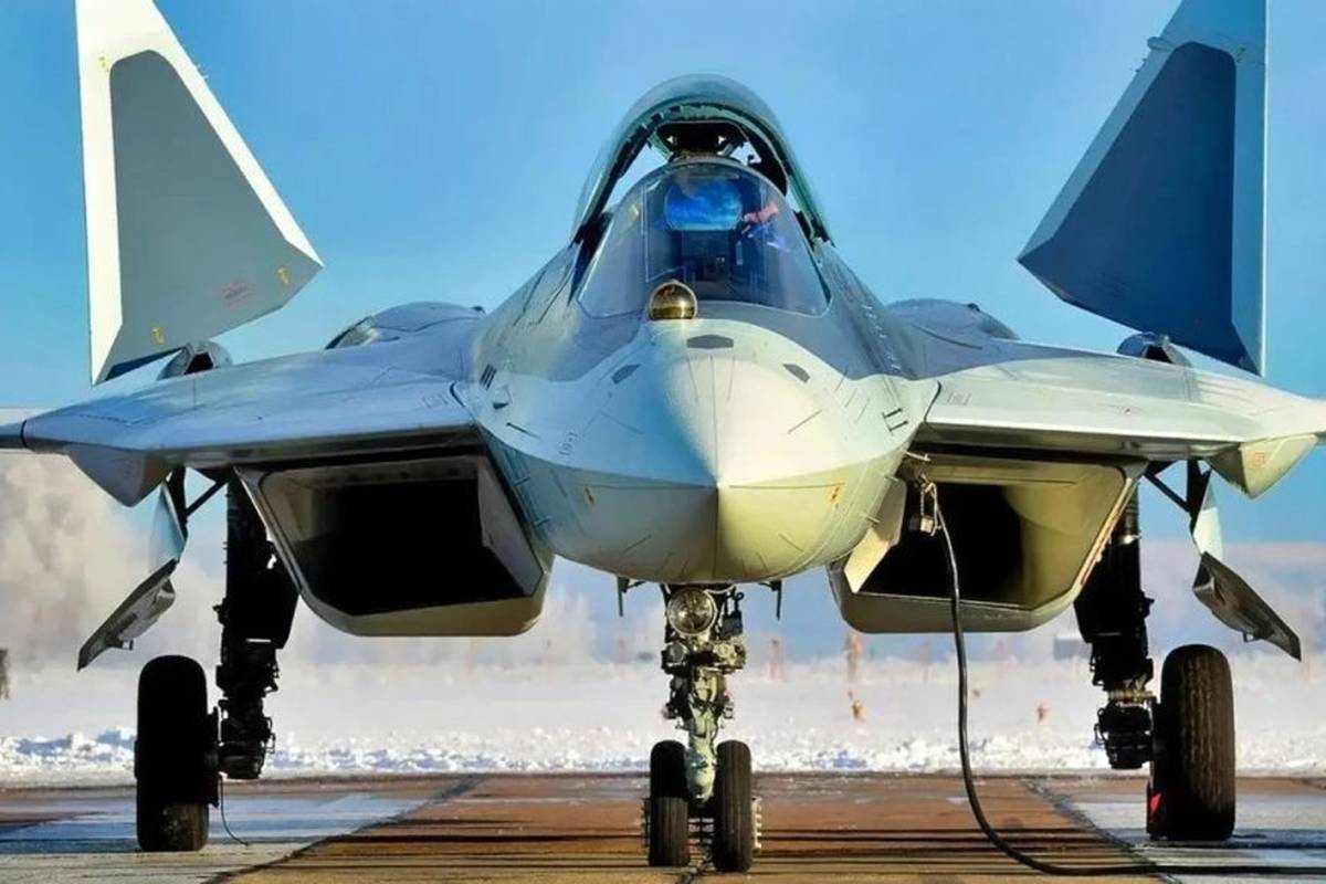 رونمایی روسیه از نسخه صادراتی جنگنده نسل پنجم Su-57E با قابلیت های پیشرفته