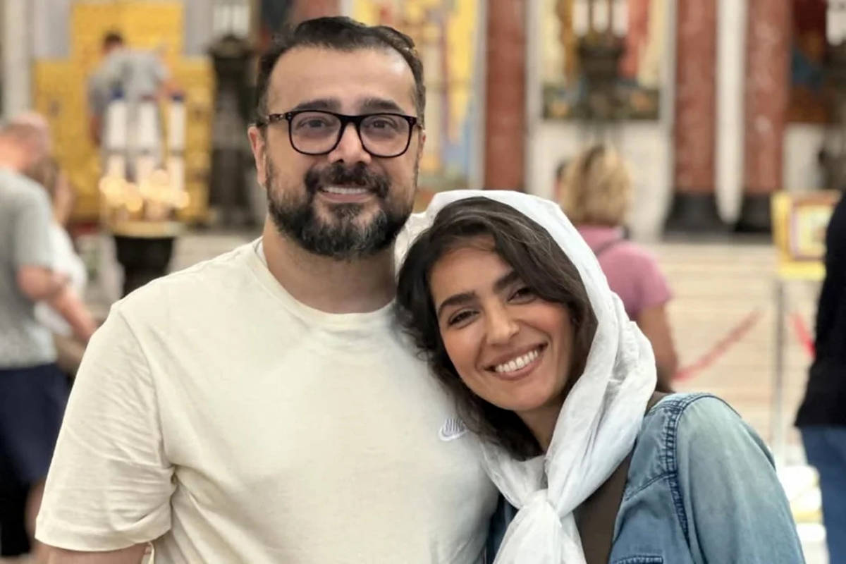 سپند امیرسلیمانی و مونا کرمی زمان تولد پسرشان را اعلام کردند + ویدئو