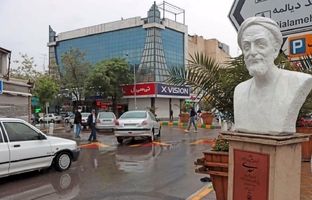 تهران قدیم؛ «خیابان سعدی و دروازه دولت، وقتی که خاکی بود»؛ سال 1300 + عکس