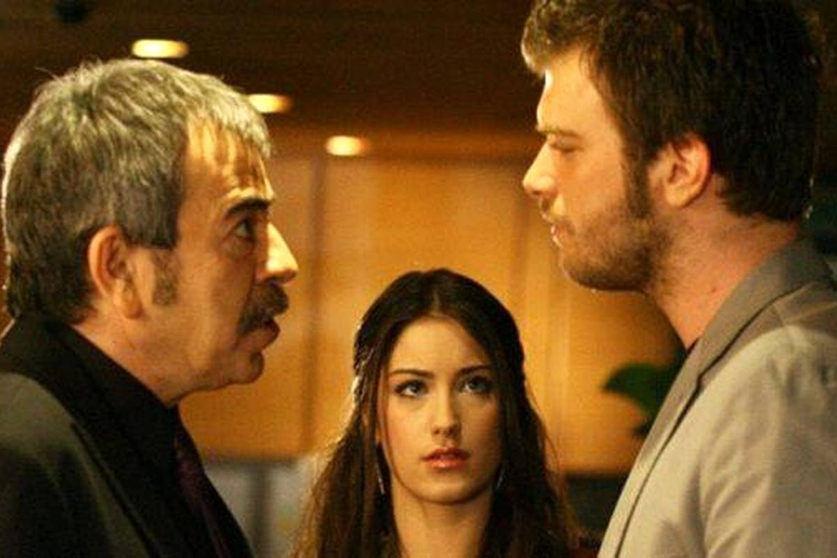 پاپاراتزی خارجی؛ تصاویر خانوادگی مهند و نهال سریال «عشق ممنوع» 