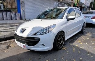 قیمت محصولات ایران‌خودرو و سایپا امروز دوشنبه 15 بهمن 1403