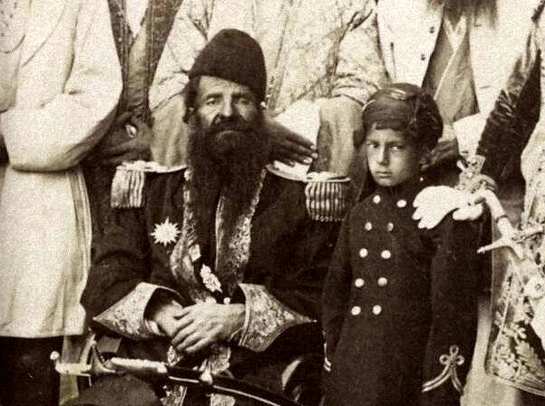 سفر به تاریخ؛ «سردار قاجاری» در کنار «غلام آفریقایی‌اش» 