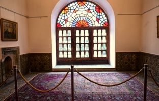 رونمایی از فرش‌های گنجینه کاخ گلستان در شمس‌العماره + ویدئو