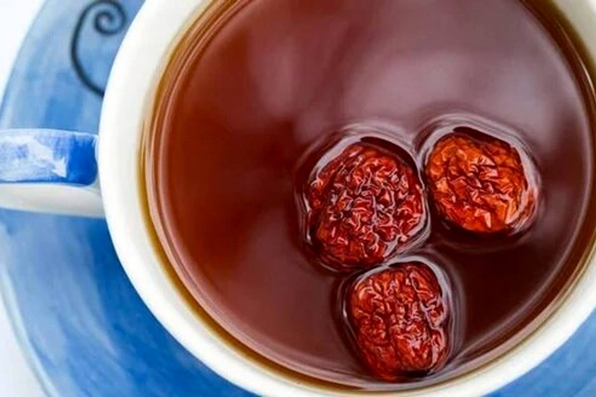 خوشمزه بپزید؛ دمنوش گل بنفشه و عناب/ دمنوش ضد سرفه آلرژیک را با این روش تهیه کنید