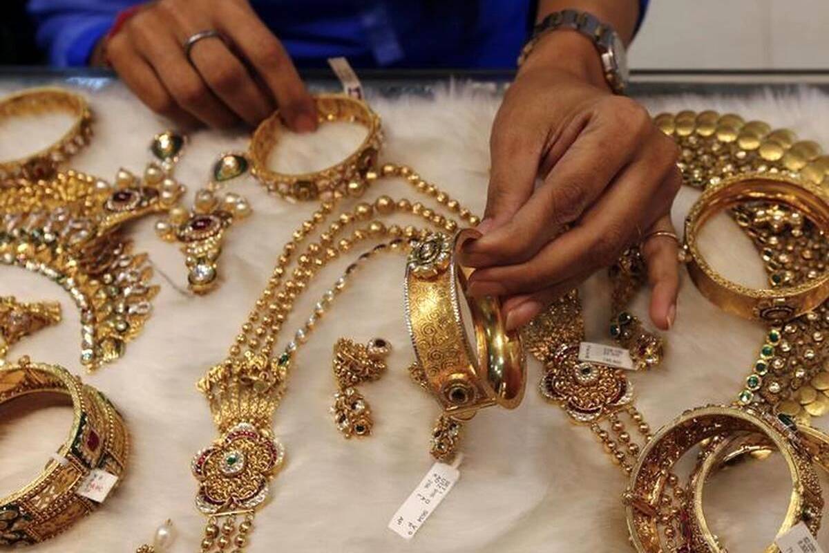 راهنمای بازار؛ قیمت طلا، سکه و ارز در آخرین روز ۱۴۰۳