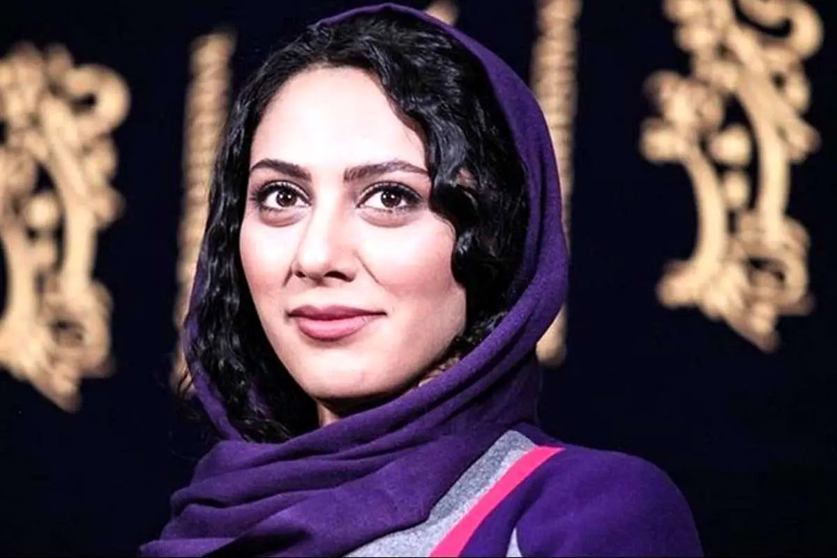  موتورسواری مونا فرجاد در خیابان های تهران 