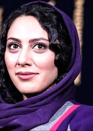 موتورسواری مونا فرجاد در خیابان های تهران 