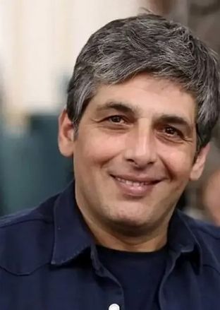  کودکی حمید گودرزی در آغوش پدرانه 