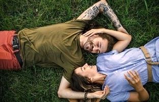 نگاه دانشمندان به عشق؛ چهار مدل عشق وجود دارد/ شما از کدام دسته‌اید؟