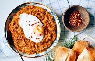 روش تهیه میرزا قاسمی با بادمجان کبابی و رب گوجه/ تلخی بادمجان را چگونه بگیریم ؟ ؛ فوت و فن خوشمزه شدن میرزا قاسمی