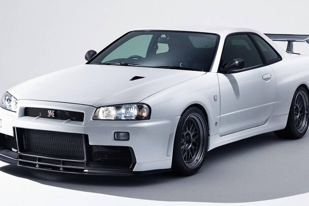 چرا نیسان GT-R با لقب گودزیلا شناخته میشود؟
