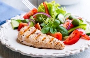 ۱۰ غذای رژیمی سریع و آسان برای کاهش وزن