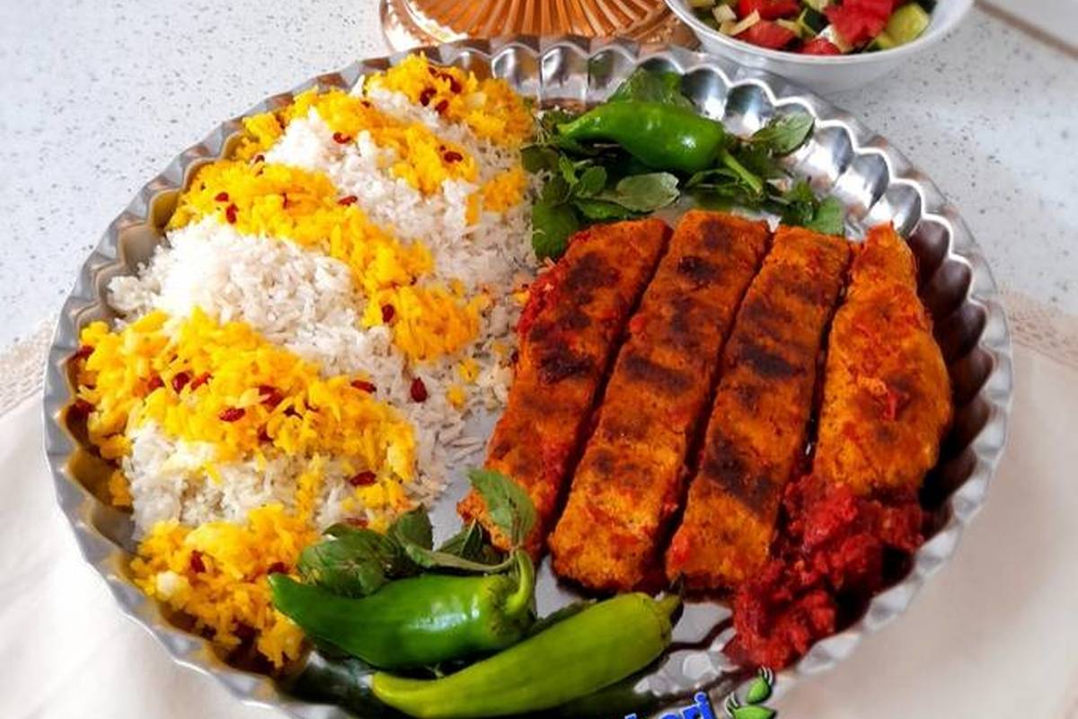 یک طعم ماندگار؛ طرز تهیه کباب تابه‌ای مرغ با سس زرشک به روشی ساده