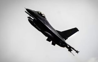 فعالیت جالب جنگنده‌های F-16 اوکراین در دفع حملات موشکی و پهپادی روسیه + ویدئو