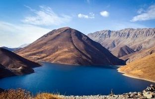 راهنمای سفر: سفر یک روزه به گنج پنهان کوه‌های البرز؛ دریاچه تار و هَویر