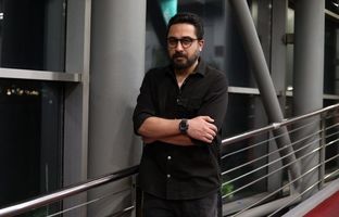 اعتراض روزبه بمانی به تمرکز رسانه‌ها بر کنسرت پرستو احمدی + ویدئو