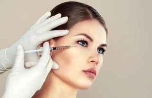 آیا بوتاکس «ژلی‌ رول» واقعاً راه‌حل پف زیر چشم است؟