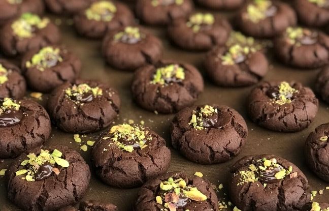 
راهنمای بازار؛ قیمت شیرینی و آجیل شب عید مشخص شد
