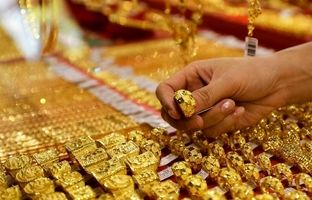 قیمت سکه و طلا امروز ۱۳ فروردین ۱۴۰۴؛ طلا ۱۸ عیار چند؟