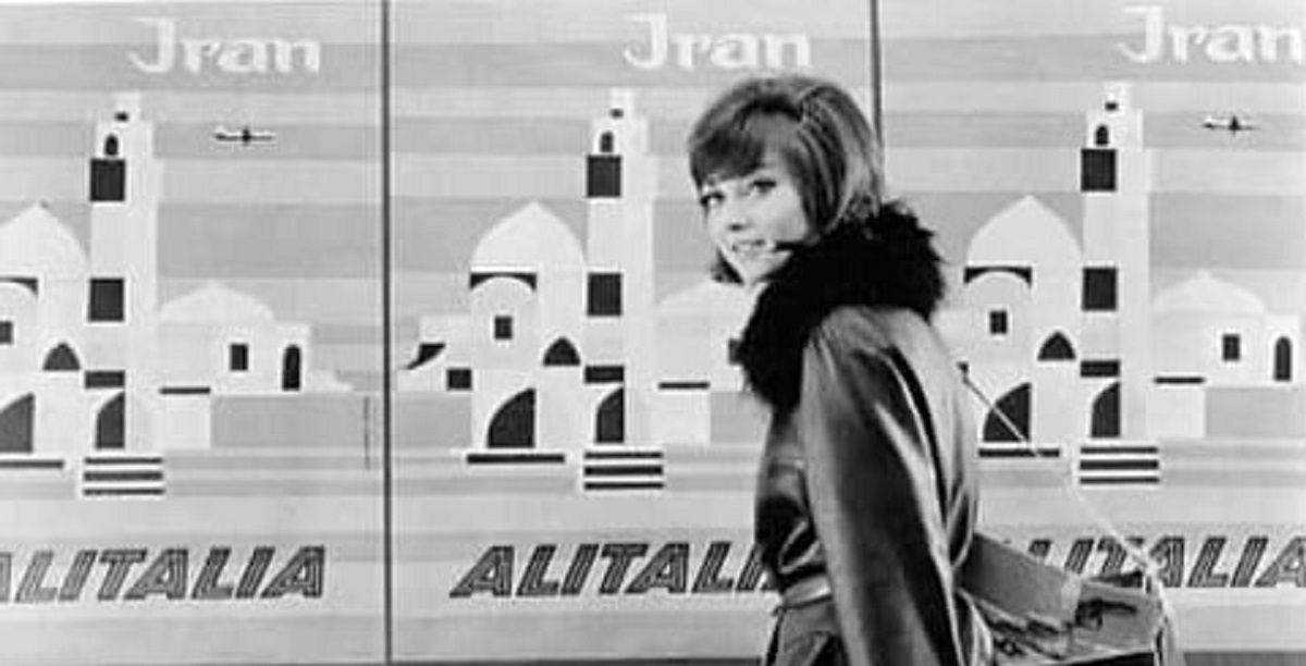 تبلیغ جالب شرکت هواپیمایی دولتی ایتالیا‌، آل ایتالیا برای تشویق سفر توریستی به ایران - سال 1335