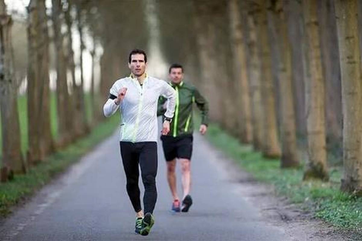 پیاده روی قبل یا بعد از اجابت مزاج، کدامیک سالمتر است؟