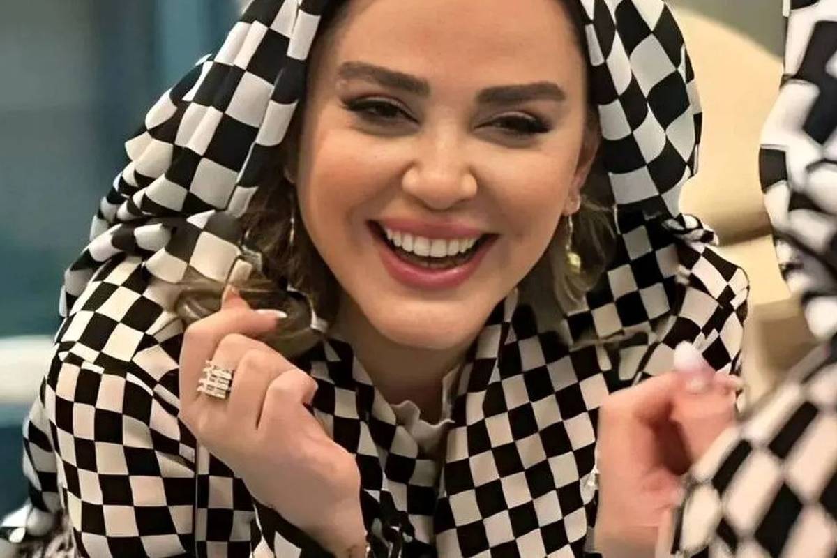 پاپاراتزی ایرانی؛ بهاره رهنما با عینکی عجیب از خودشیفتگی میگوید + ویدئو