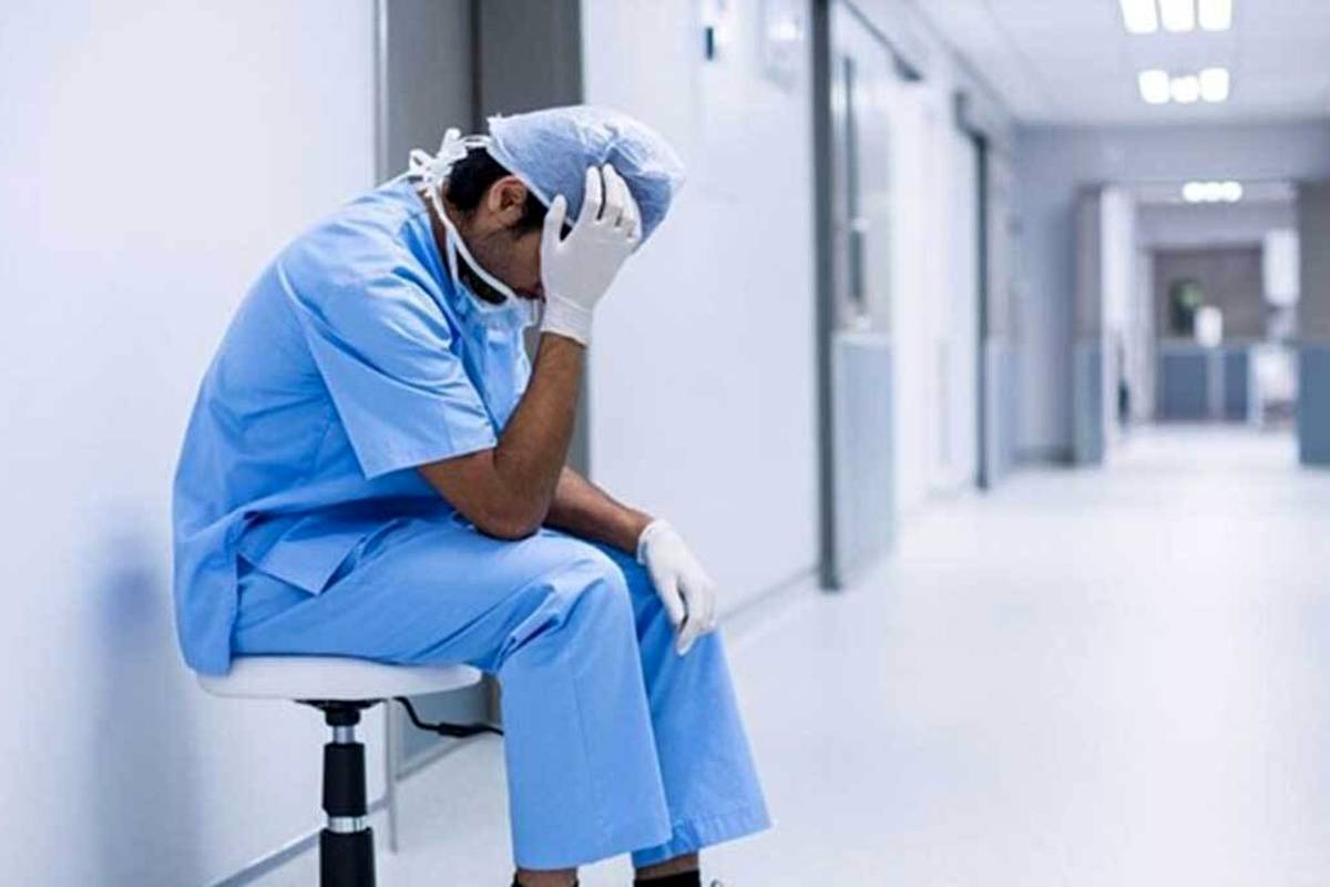 چرا رزیدنتها خودکشی میکنند؟