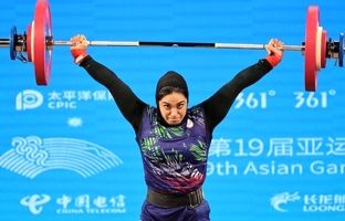 الهه رزاقی در بحرین چه کاری انجام داد؟
