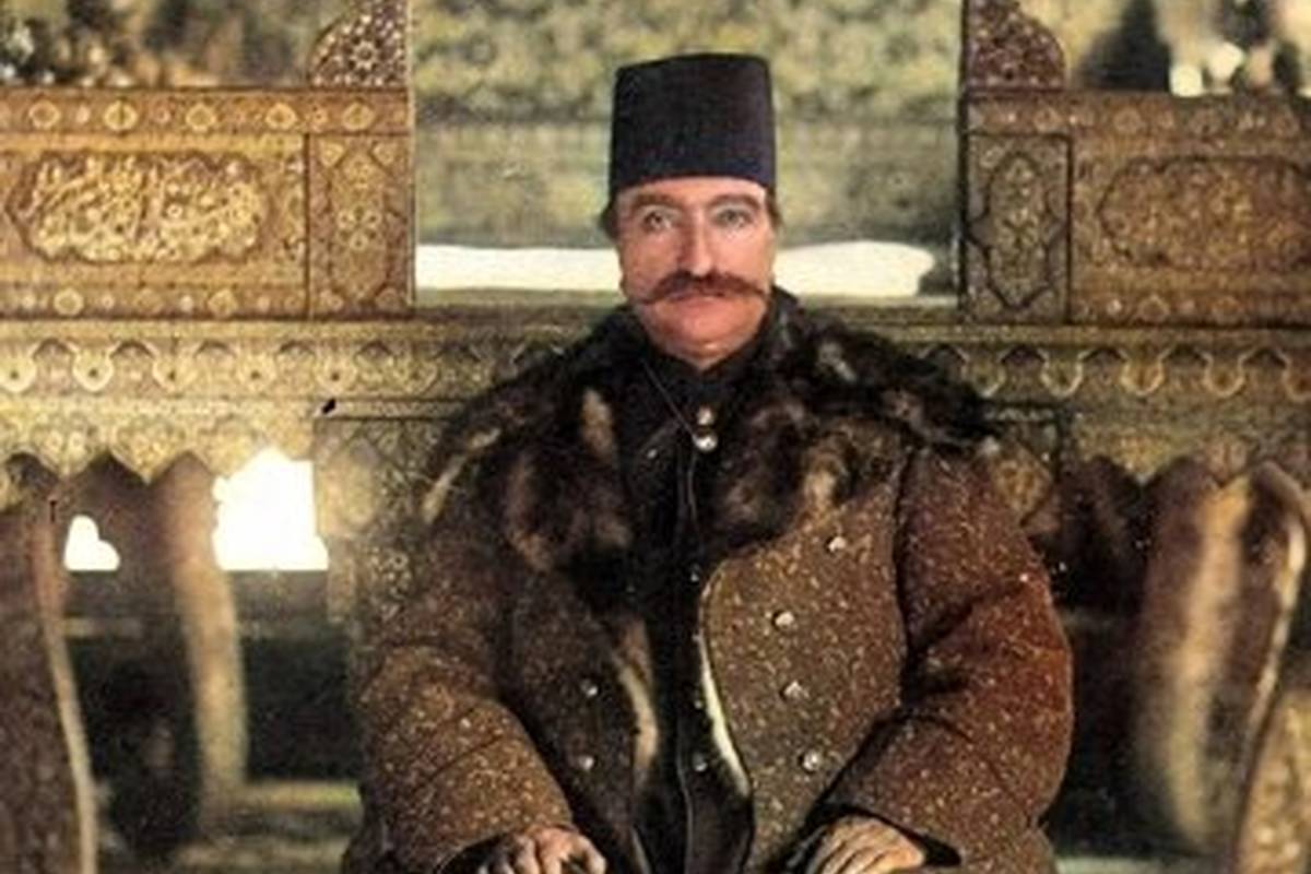 سلفی ترامپ با ناصرالدین شاه؛ شیرین‌کاری جدید هوش مصنوعی + عکس