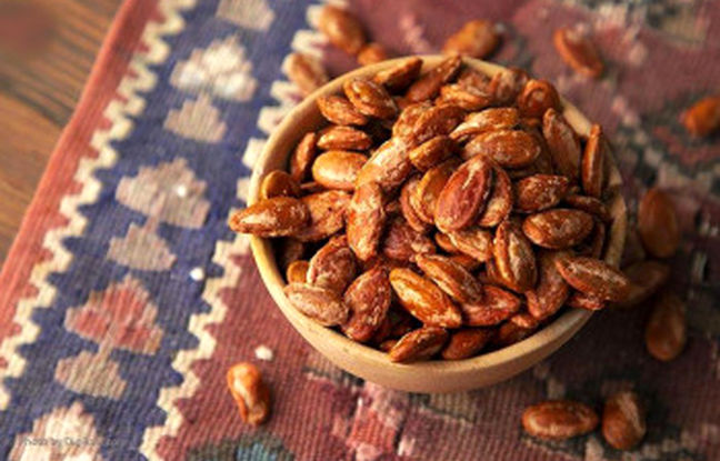 خواص تخمه ژاپنی چیست و نحوه شکستن تخمه جابانی چگونه است؟