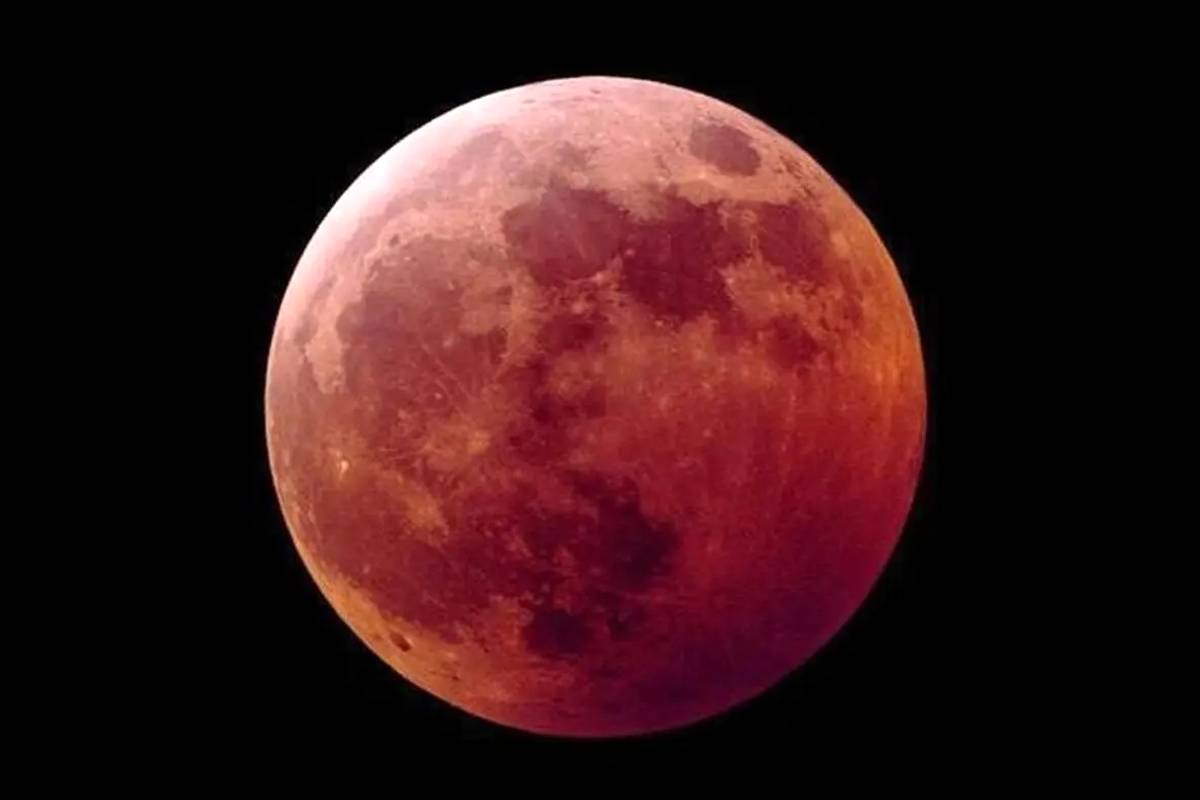زمان دقیق و جزئیات ماهگرفتگی ۱۶ شهریور ۱۴۰۴