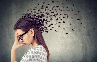 استفاده از هوش مصنوعی توانایی شناختی را کاهش می‌دهد؟