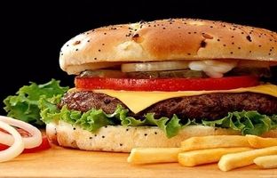 دستور پخت رویال برگر خانگی +‌فوت و فن‌ها