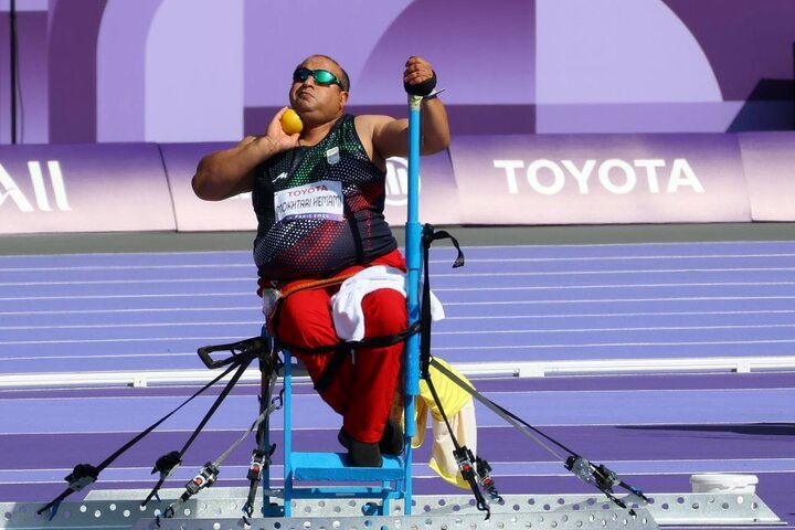 علیرضا مختاری به مدال برنز پرتاب وزنه دست پیدا کرد