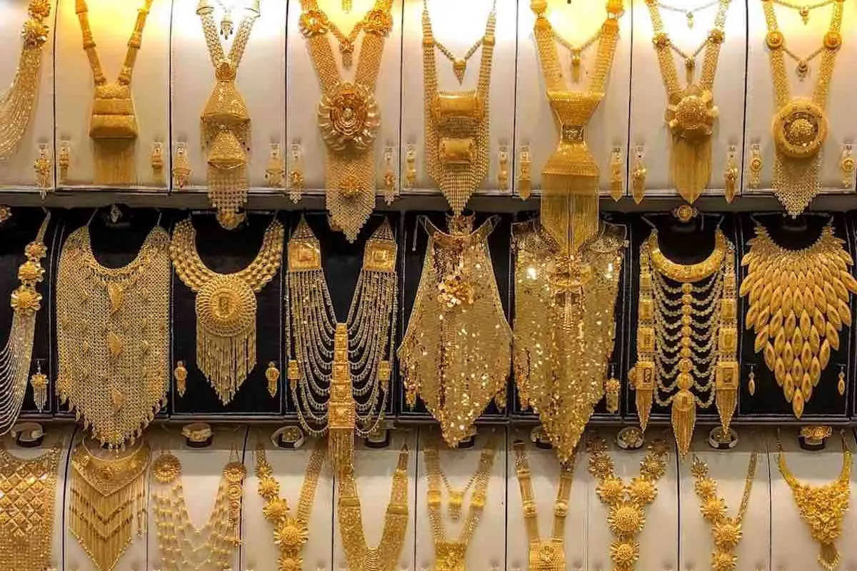 راهنمای بازار؛ قیمت طلا ۱۸ عیار امروز چهارشنبه ۱۰ اردیبهشت ۱۴۰۴
