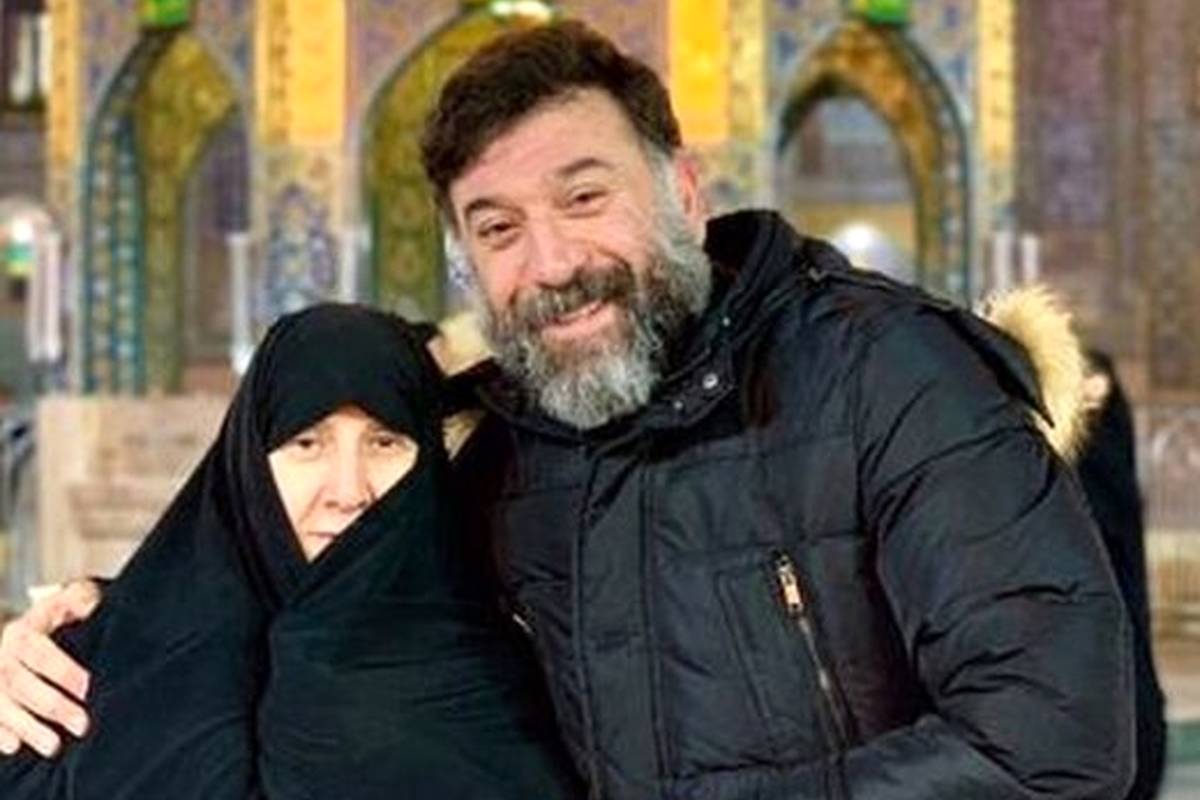 مادر علی انصاریان: اموال پسرم را بالا کشیدهاند و با اسلحه تهدیدم میکنند