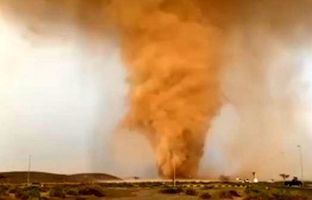 گردباد عظیم در شارجه امارات + ویدئو