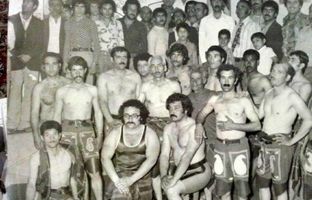 سفر به ایران قدیم؛ ورزش باستانی در اصفهان؛ سال ۱۳۵۶ + تصویر