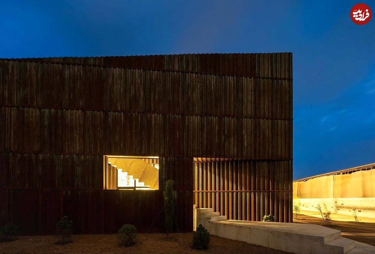 معماری متفاوت یک «کارخانه» در اشتهارد که برنده جایزه معماری شد + تصاویر