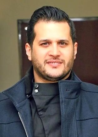 عکس دردناک سیاوش خیرابی با تنها یادگاری پدرش
