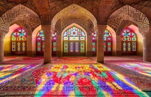 اشک‌های زوج اروپایی از دیدن زیبایی‌های ایران + ویدئو