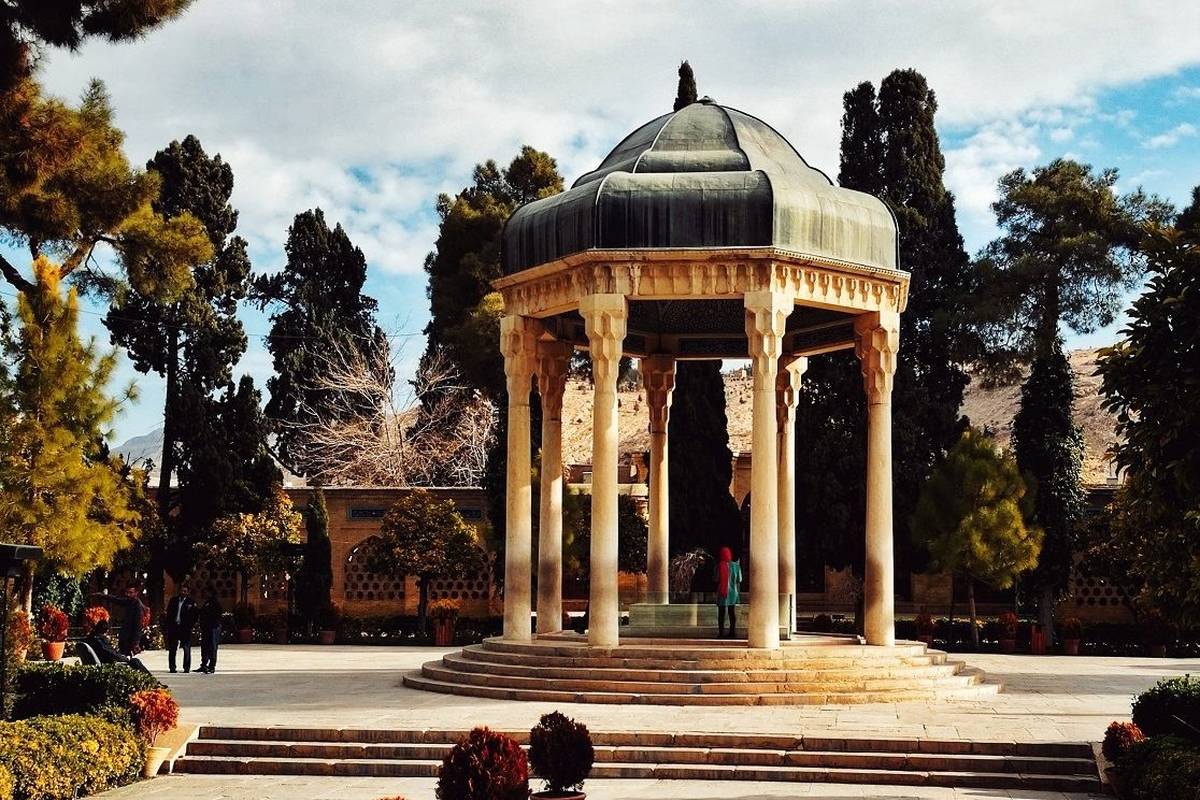 فال حافظ امروز پنجشنبه 23 اسفند ماه 1403