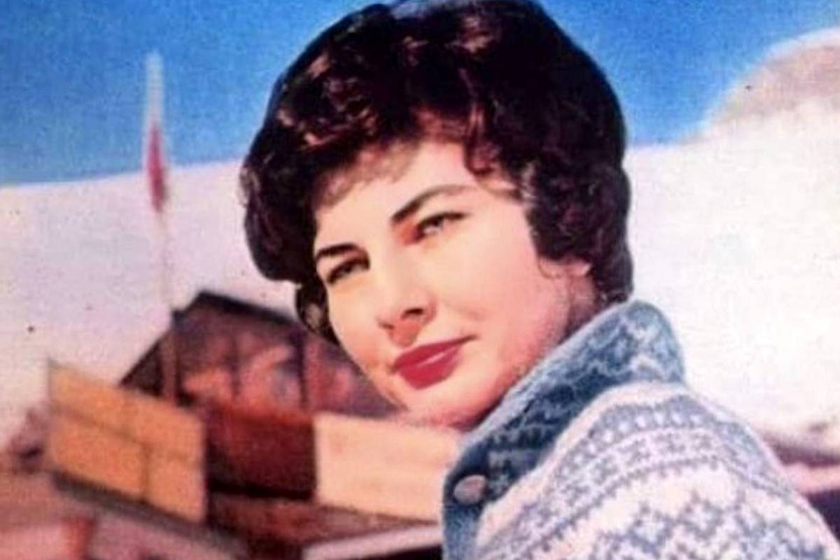 سفر در زمان؛ ظاهر متفاوت «ثریا اسفندیاری در سفر مشهد»؛ دهه 30 + عکس
