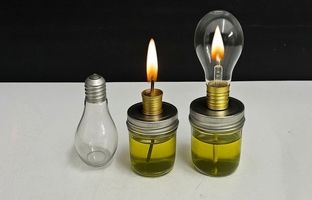 یک ایده ساده برای ساخت یک چراغ نفتی با لامپ سوخته + ویدئو