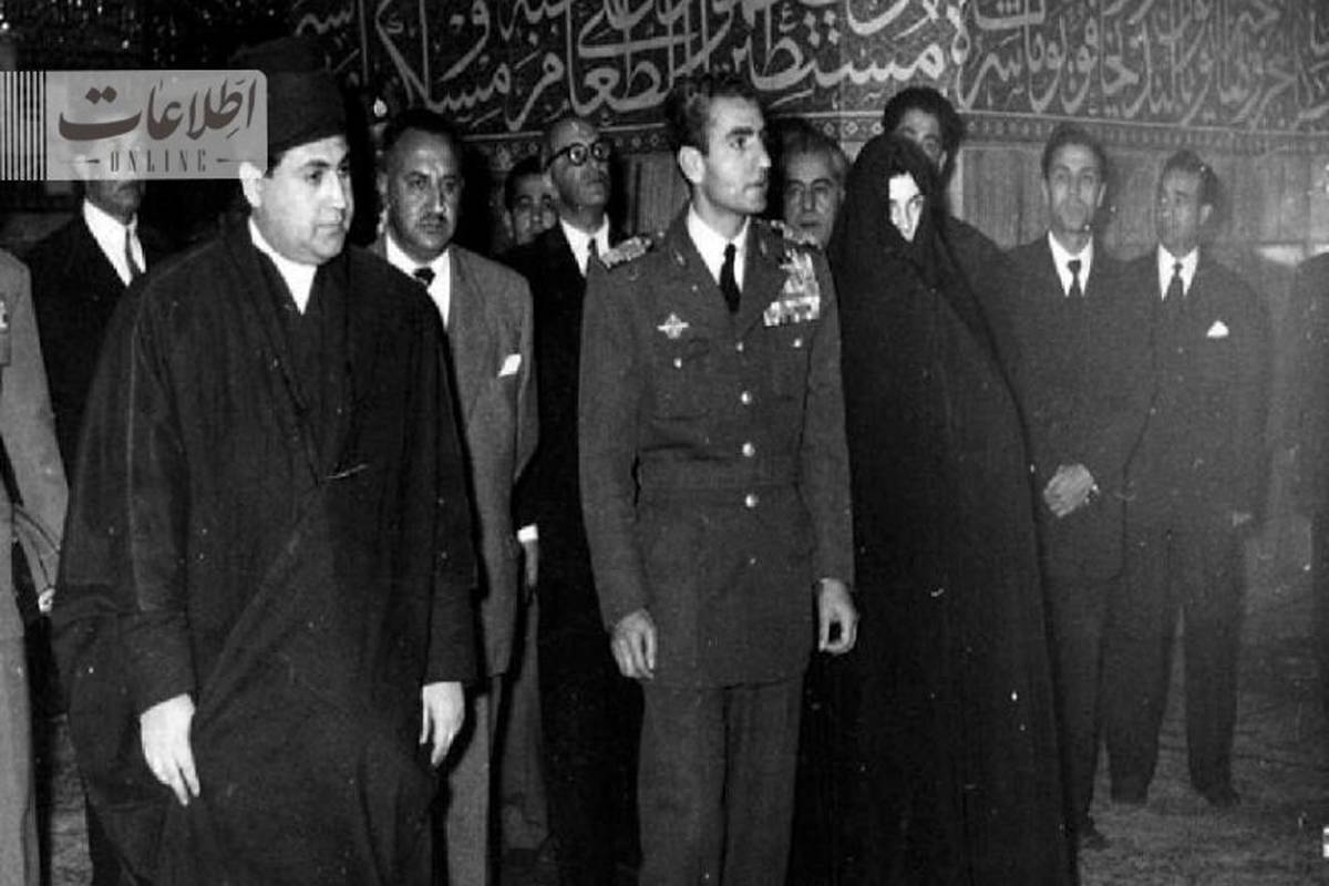 عکس منتشرنشده از محمدرضاشاه و ثریا در حرم امام حسین(ع)