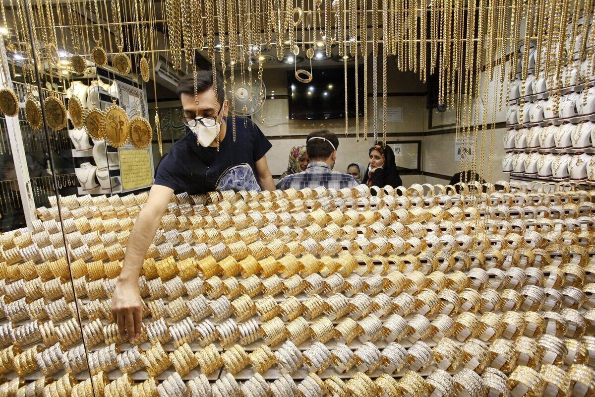 راهنمای بازار؛ قیمت طلا، سکه، دلار و یورو امروز دوشنبه ۸ اردیبهشت ۱۴۰۴